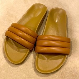 BEATRICE VALENZUELA CLASSIC SANDALIA in Sand - Size 8 - WORN ONCE!